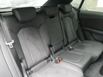 AUDI RS Q8 HD-Matrix Pano B&O STHZG Luft