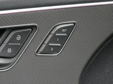 AUDI RS Q8 HD-Matrix Pano B&O STHZG Luft
