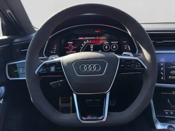 AUDI RS6 Avant TFSI Q AHK PANO HD-MATRIX BuO KERAMIK