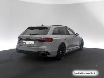 AUDI RS4 Avant tiptr. Sportabgas B&O Navi
