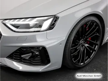 AUDI RS4 Avant tiptr. Sportabgas B&O Navi