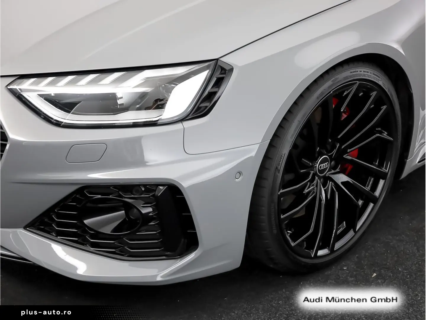 AUDI RS4 Avant tiptr. Sportabgas B&O Navi