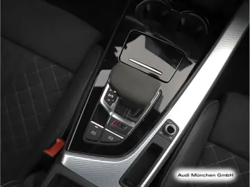AUDI RS4 Avant tiptr. Sportabgas B&O Navi