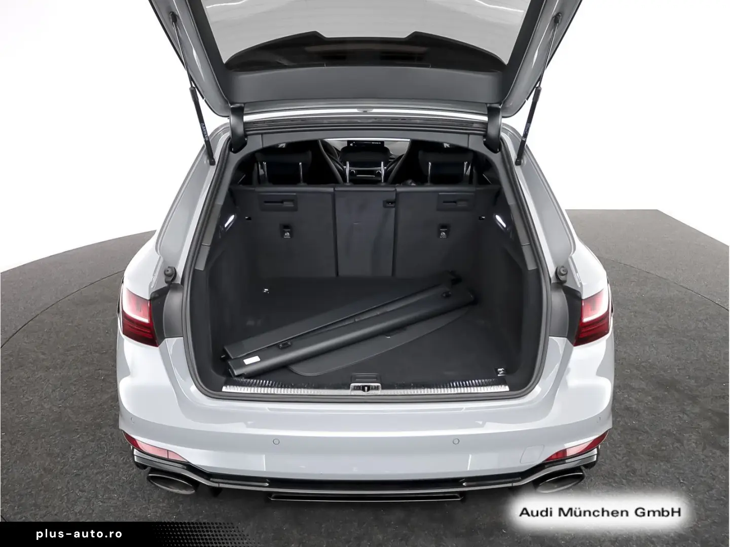 AUDI RS4 Avant tiptr. Sportabgas B&O Navi
