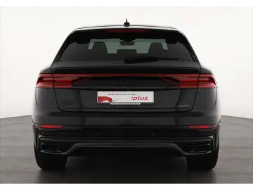 AUDI Q8 50 TDI quattro S line competition plus