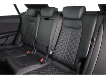 AUDI Q8 50 TDI quattro S line competition plus