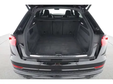 AUDI Q8 50 TDI quattro S line competition plus