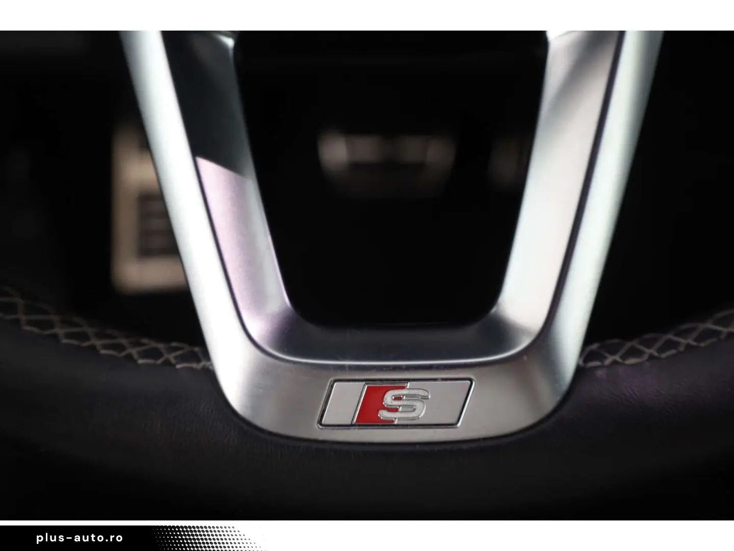 AUDI Q8 50 TDI quattro S line competition plus