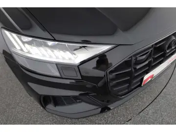 AUDI Q8 50 TDI quattro S line competition plus