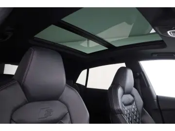AUDI Q8 50 TDI quattro S line competition plus