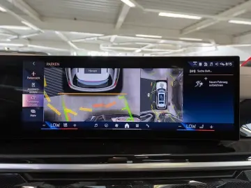 BMW X7 xDrive40i M Sport HUD PANO ACC AHK RFK NAVI