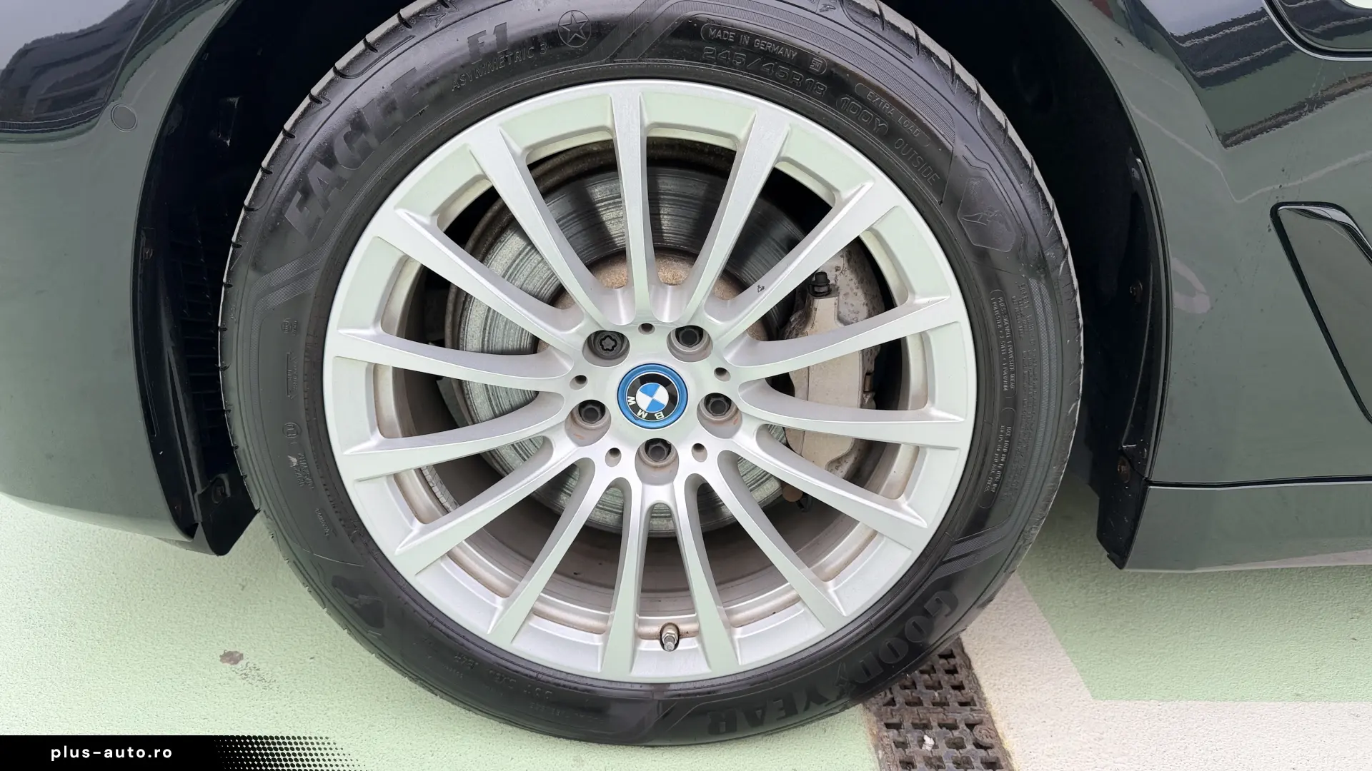 BMW 530e 2022 99.300km   TVA deductibil   Istoric verificat
