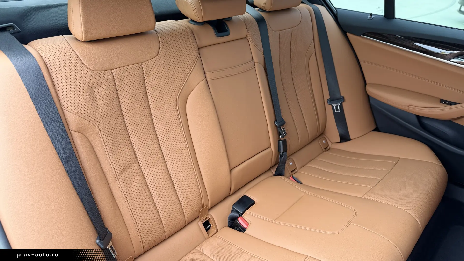 BMW 530e 2022 99.300km   TVA deductibil   Istoric verificat