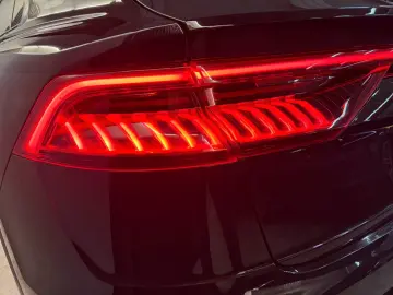 Audi Q8 50TDI Quattro Competition  Carbon