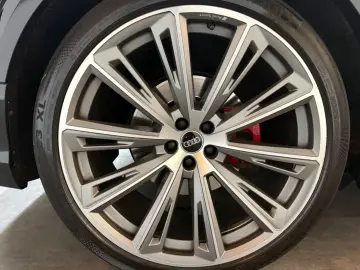 Audi Q8 50TDI Quattro Competition  Carbon