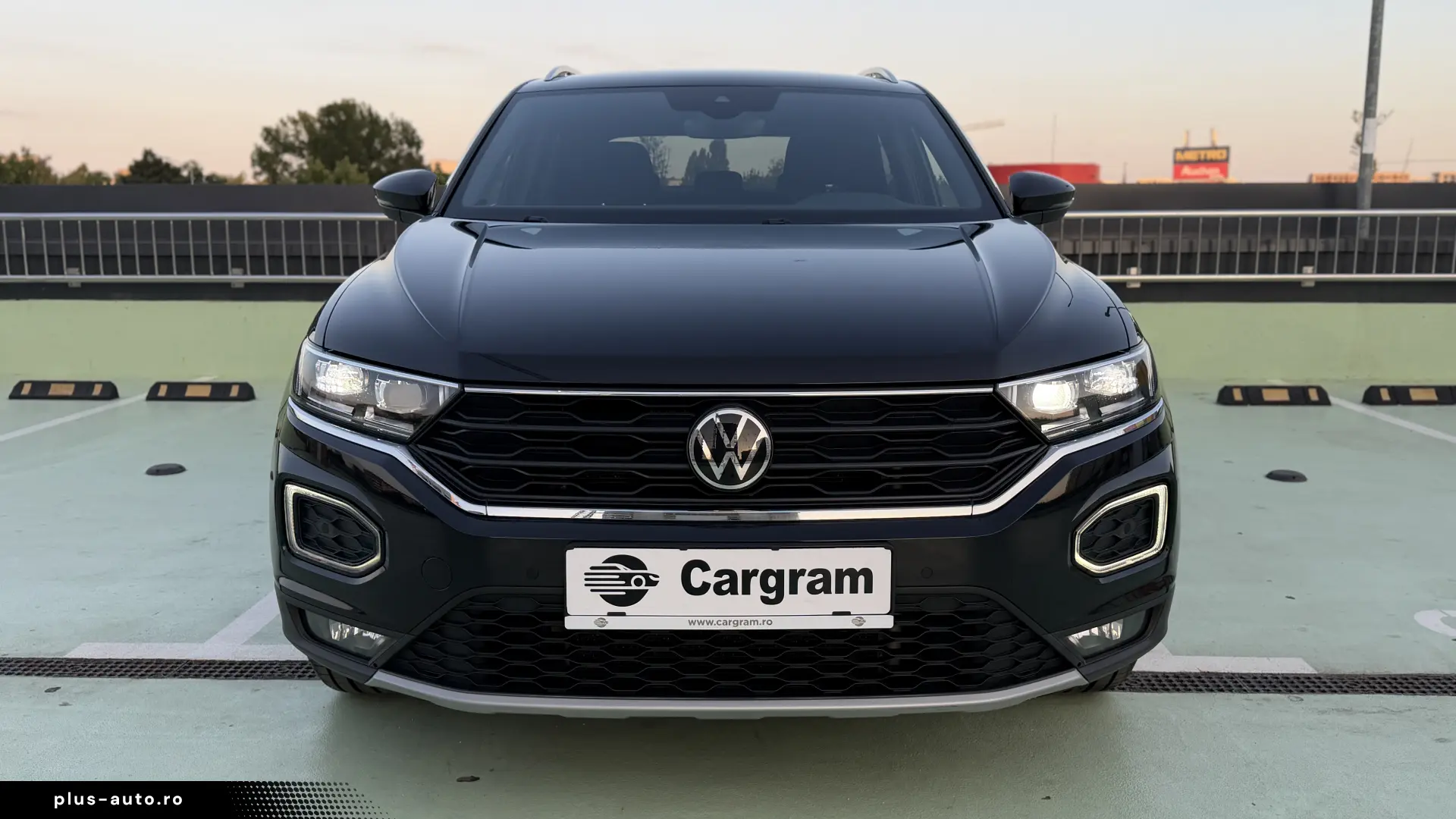 Volkswagen T-Roc 1.5 TSI 150CP DSG   TVA deductibil