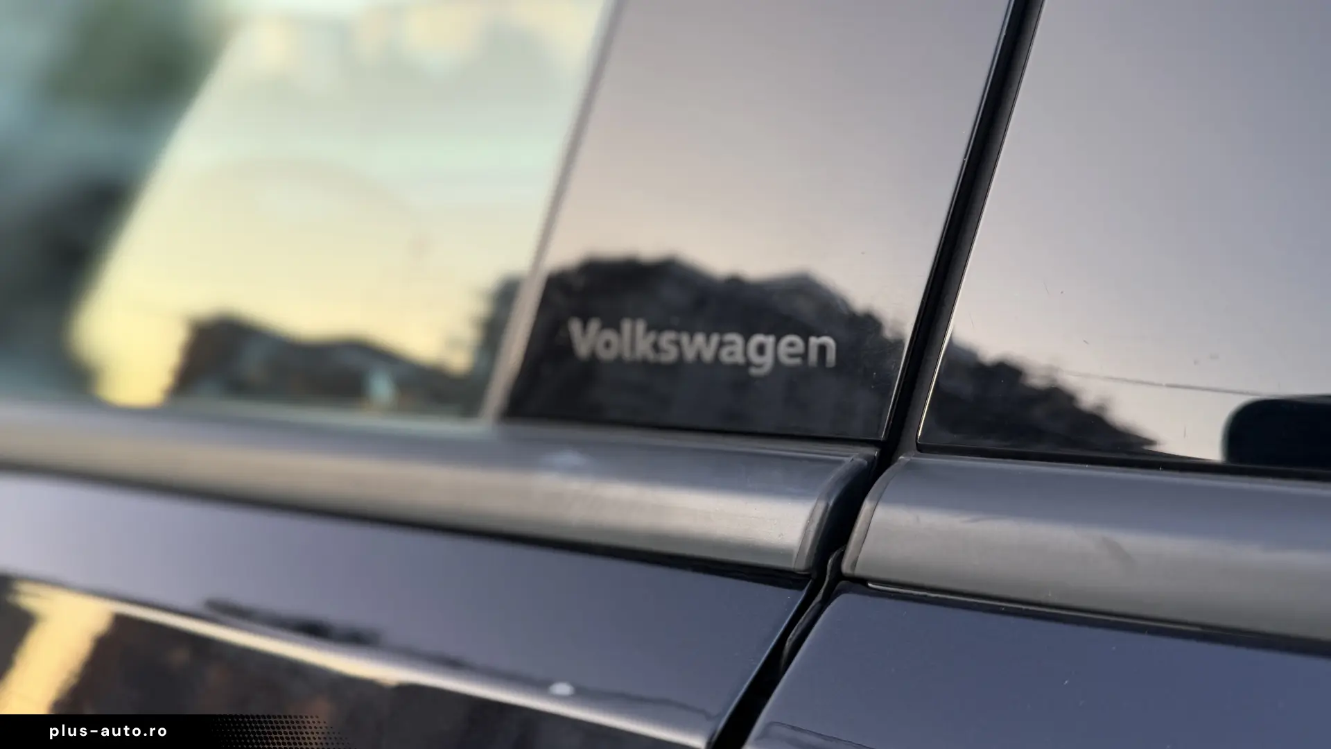 Volkswagen T-Roc 1.5 TSI 150CP DSG   TVA deductibil