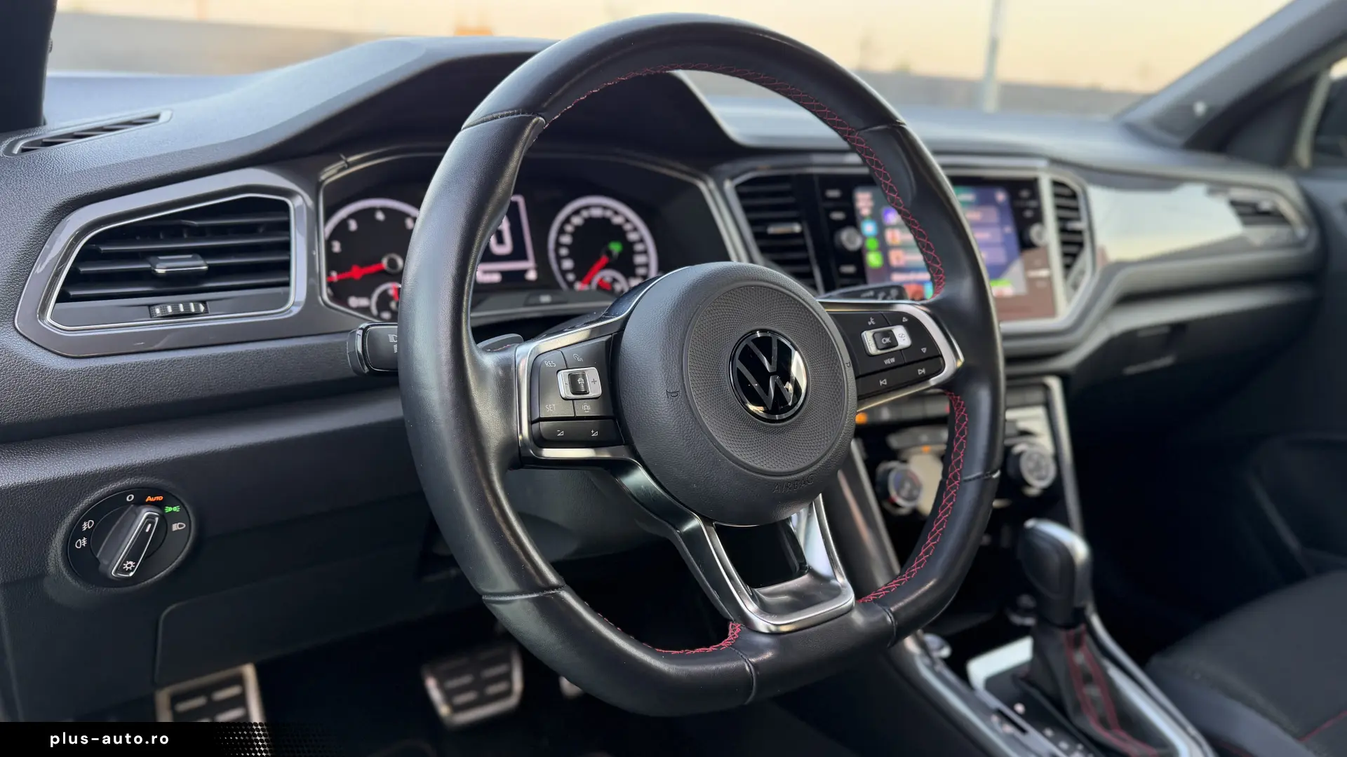 Volkswagen T-Roc 1.5 TSI 150CP DSG   TVA deductibil
