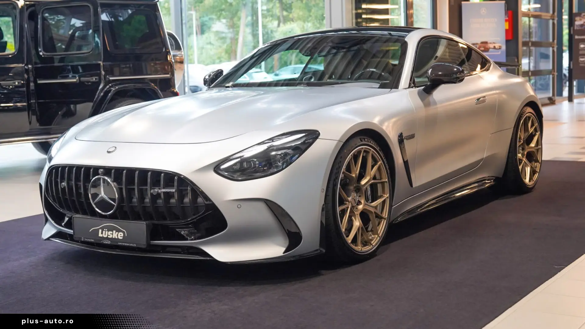 Mercedes-Benz AMG GT 63 S E PERFORMANCE MATT Carbon techgold