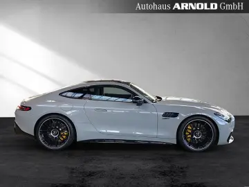 Mercedes-Benz AMG GT 43 4M AMG Performance Seat.
