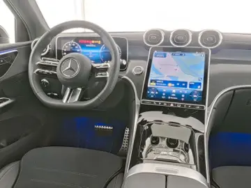 MERCEDES-BENZ GLC 300 de 4M Coupé AMG-Sport Pano AHK…