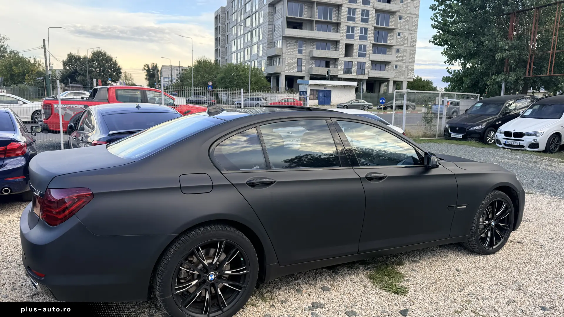 6000e avans si 5000e in rate direct la parc