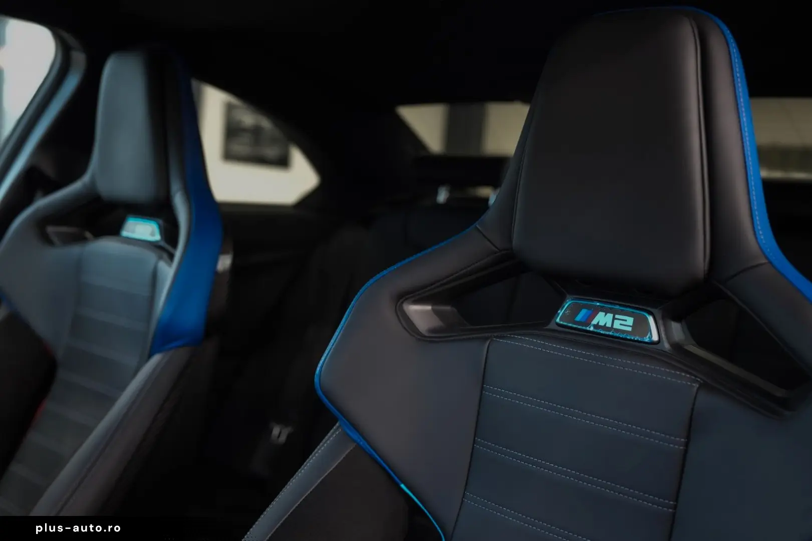 BMW M2 Coupe M-PERFORMANCE VOLL-CARBON SCHALENSITZE
