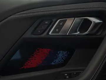 BMW M2 Coupe M-PERFORMANCE VOLL-CARBON SCHALENSITZE