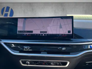 BMW X7 40 d xD M Sport PanoSky LED ACC 360  HUD StHz