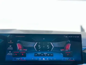 BMW X7 40 d xD M Sport PanoSky LED ACC 360  HUD StHz
