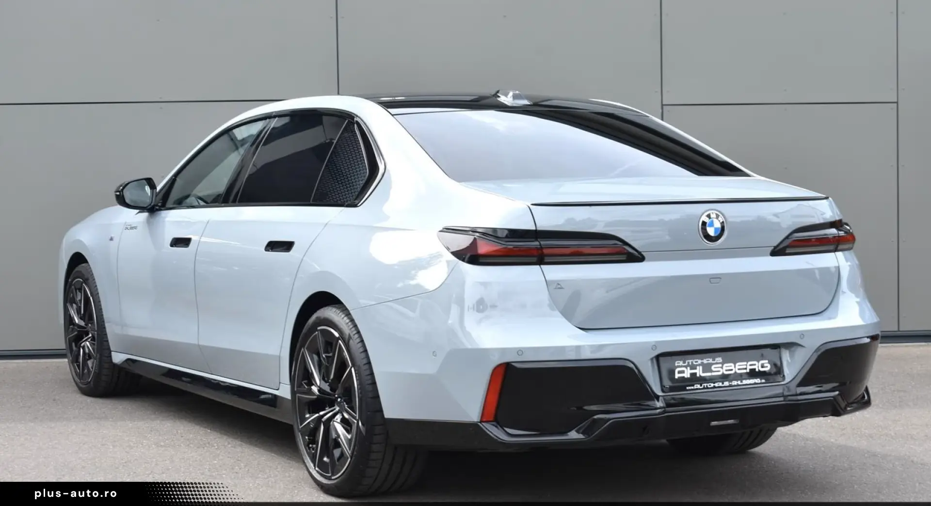 BMW 740 XD M SPORT SHADOW  LCI LUFT. STHZ B&W PANO A