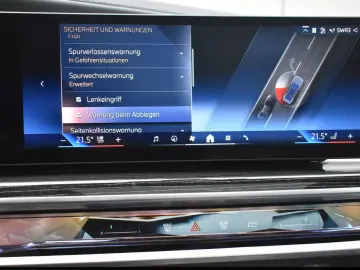 BMW 740 XD M SPORT SHADOW  LCI LUFT. STHZ B&W PANO A