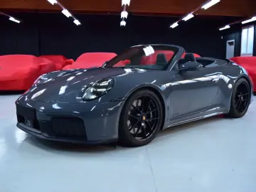 PORSCHE Carrera 4 GTS  Burmester  Sport Chrono Lift