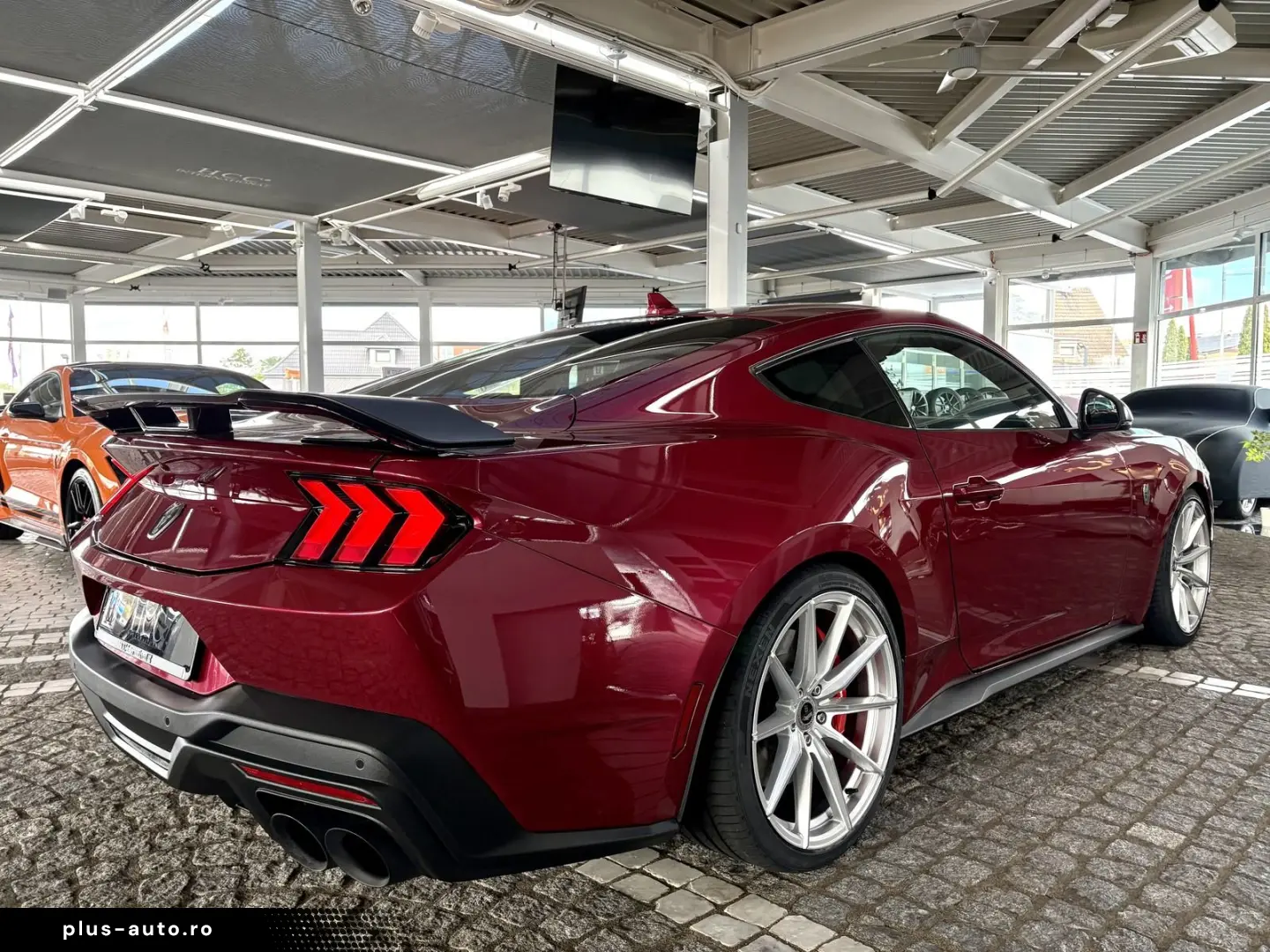 FORD Mustang 5.0 V8 DARK HORSE  20 Zoll   RECARO