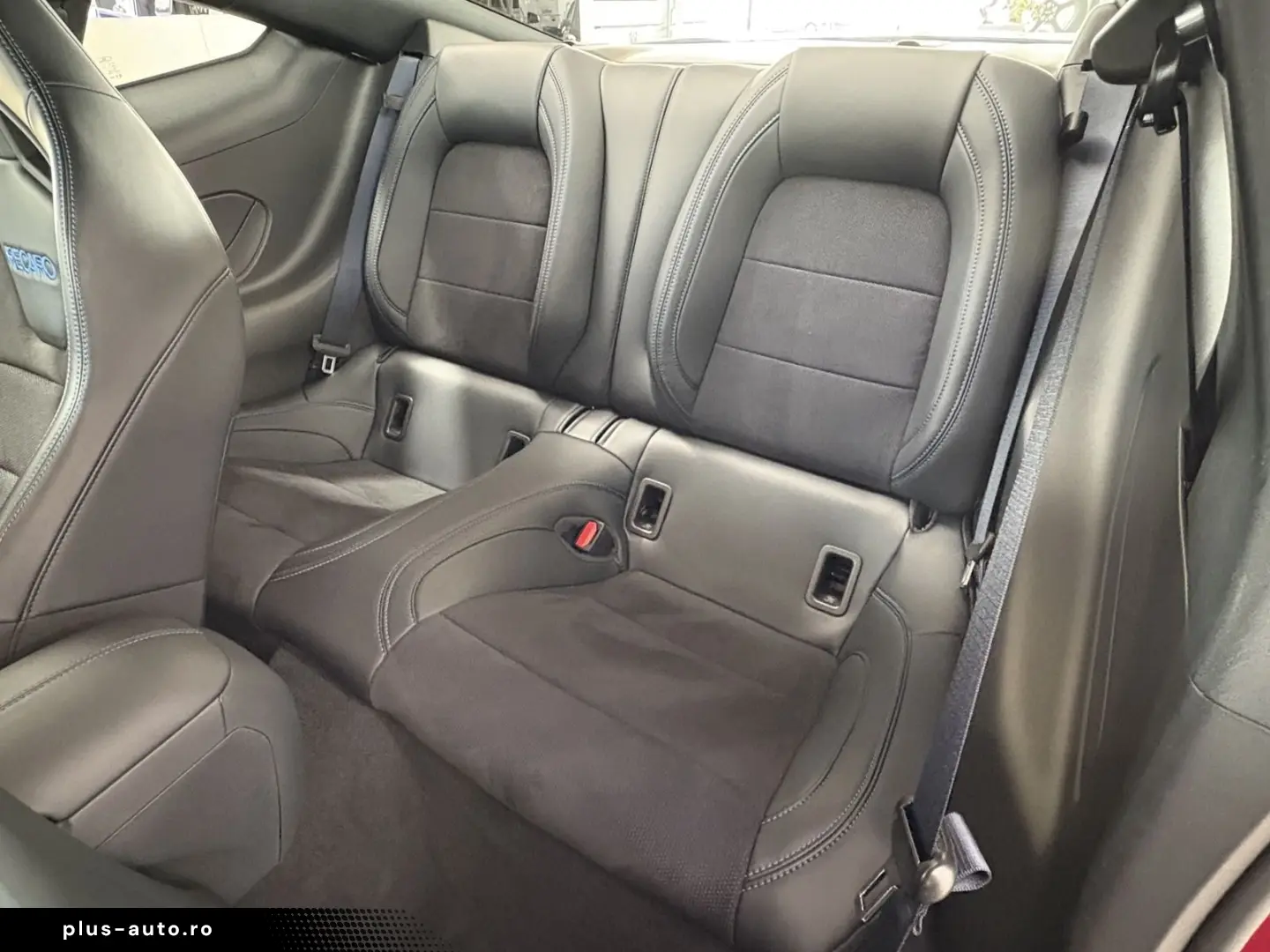 FORD Mustang 5.0 V8 DARK HORSE  20 Zoll   RECARO
