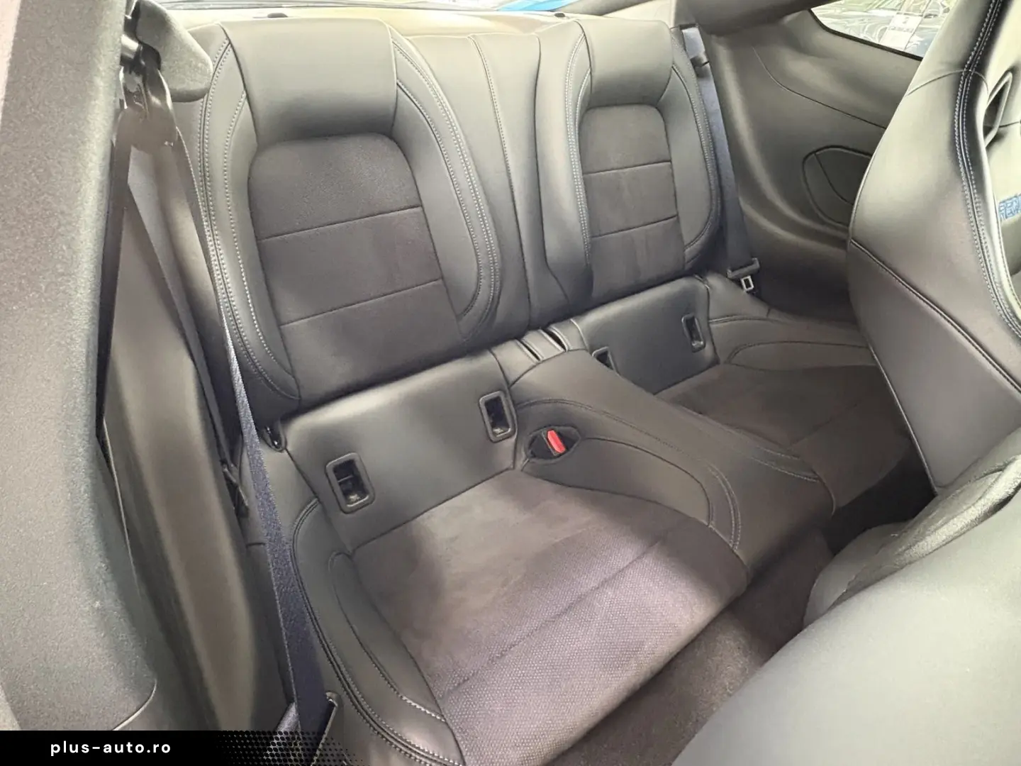 FORD Mustang 5.0 V8 DARK HORSE  20 Zoll   RECARO