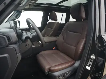 TOYOTA Land Cruiser TEC-Edition AHK Pano JBL 360 Sitzbe