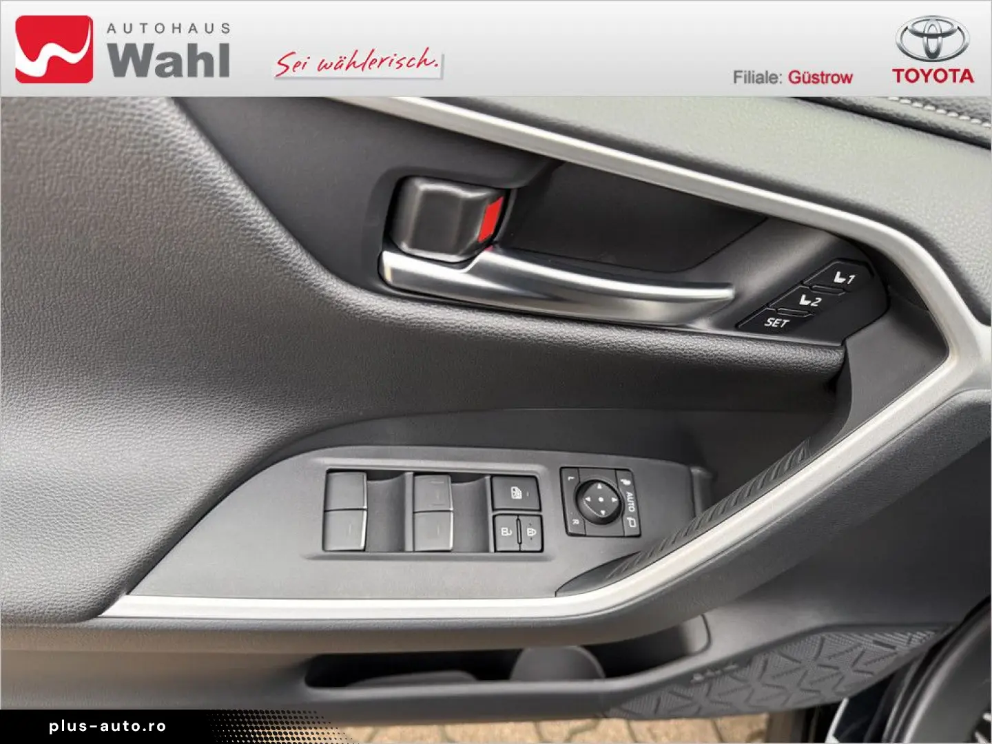 TOYOTA RAV4 2.5 Hybrid 4x2 Lounge SHZ NAVI ACC LED 360