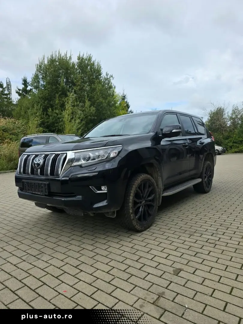 TOYOTA Land Cruiser Executive ACC DAB STANDH LED AHK