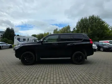 TOYOTA Land Cruiser Executive ACC DAB STANDH LED AHK