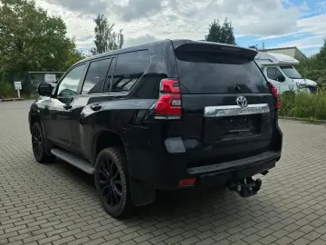 TOYOTA Land Cruiser Executive ACC DAB STANDH LED AHK