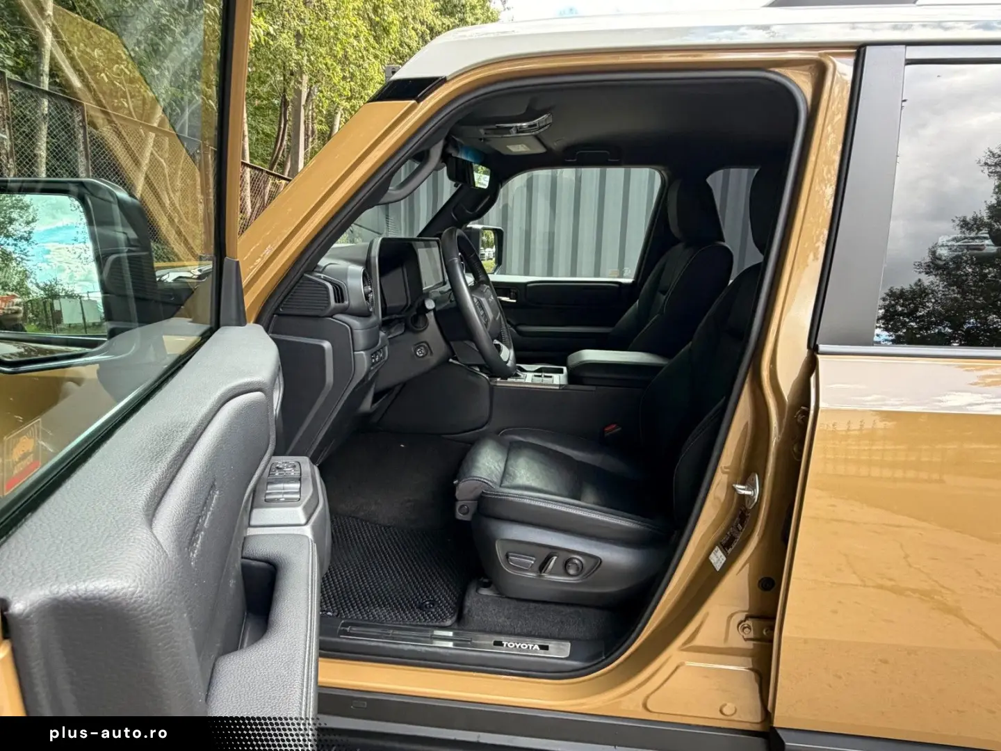 TOYOTA Land Cruiser 2.8 D-4D 4WD First Edition