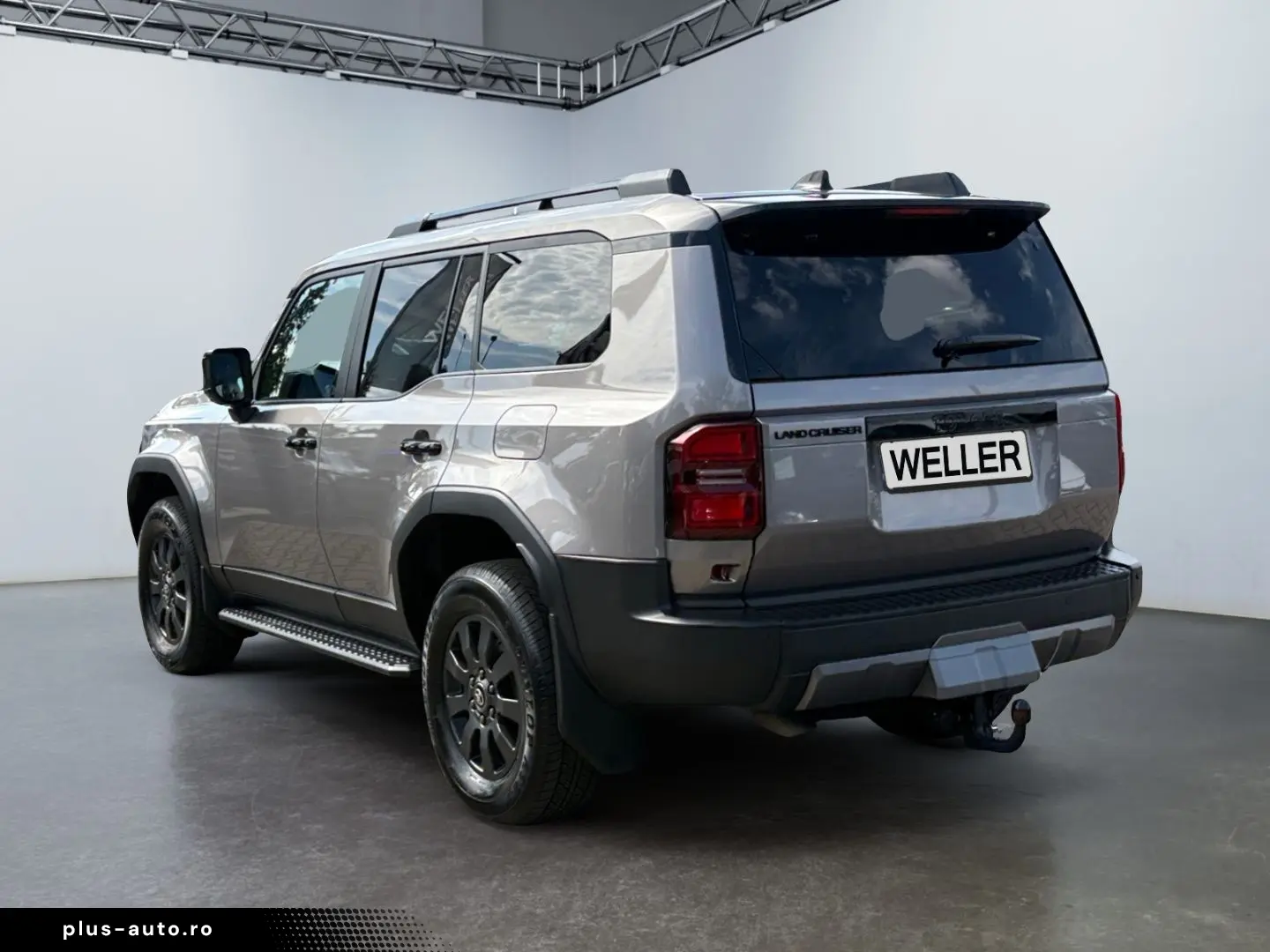 TOYOTA Land Cruiser 2.8 D-4D Executive  LED 360  AHK AC