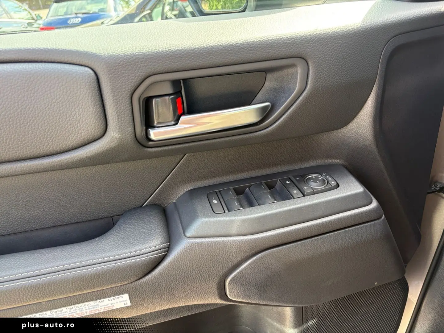 TOYOTA Land Cruiser 2.8 D-4D Executive  LED 360  AHK AC