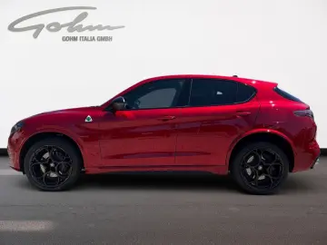 ALFA ROMEO Stelvio Quadrifoglio Q4   ROSSO ETNA   Harmann