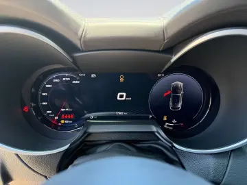ALFA ROMEO Stelvio Quadrifoglio Q4   ROSSO ETNA   Harmann
