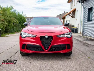 ALFA ROMEO Stelvio QV 2.9l Q4-AT8 vom AR Vertragshändler
