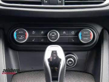 ALFA ROMEO Stelvio QV 2.9l Q4-AT8 vom AR Vertragshändler