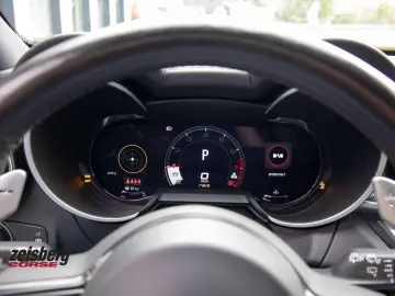 ALFA ROMEO Stelvio QV 2.9l Q4-AT8 vom AR Vertragshändler