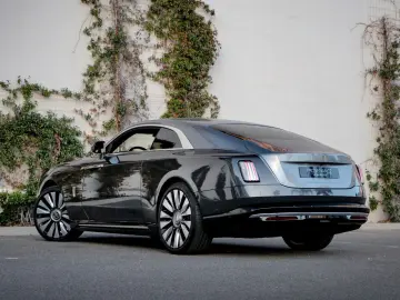 ROLLS ROYCE Spectre